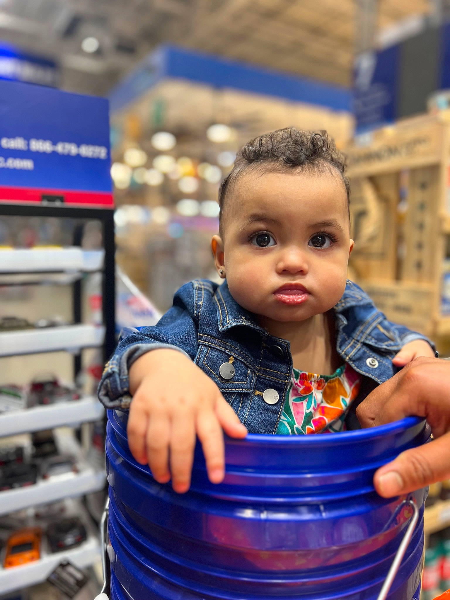 Mahina is registered to the contest to win money with this photo: baby, child, city, customer, electric_blue, fun, happy, jewellery, leisure, market, person, product, recreation, retail, shopping, sitting, street, toddler, travel, vacation