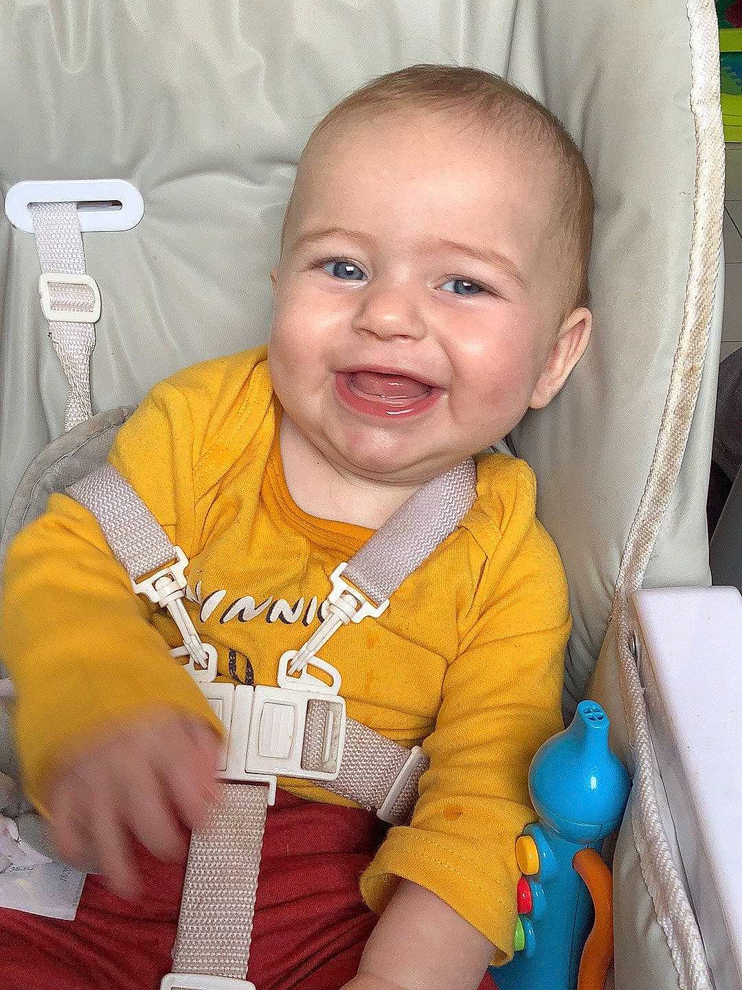 Gabriela participe au concours pour gagner de l'argent avec cette photo : baby, baby_products, cheek, child, eye, face, joy, person, product, sitting, skin, smile, toddler