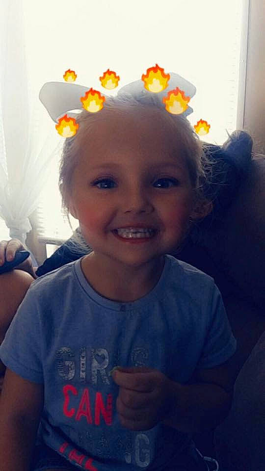 Maylee is registered to the contest to win money with this photo: child, ear, eye, face, flower, forehead, fun, hair, hair_accessory, happy, head, headgear, headpiece, joy, people, person, photography, skin, smile, toddler