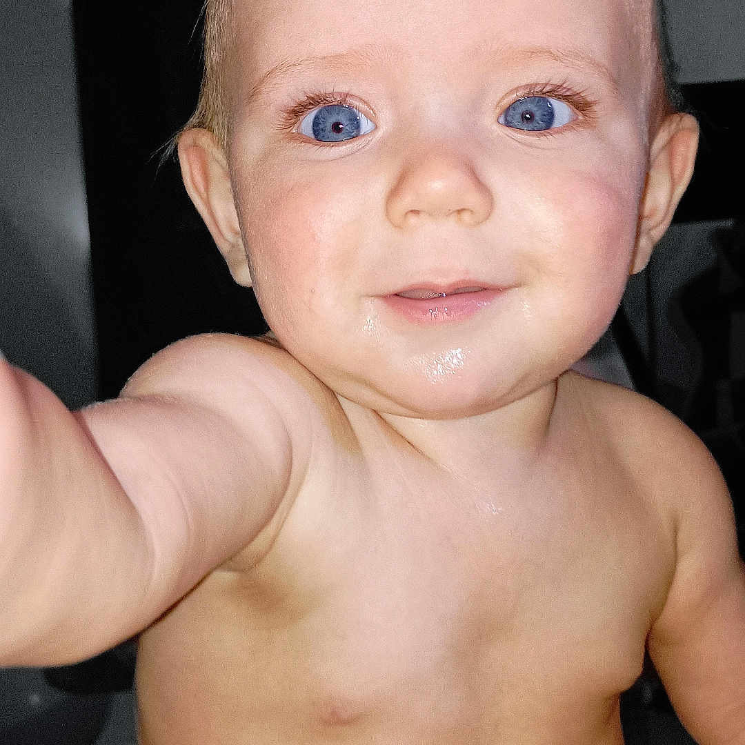 Karter is registered to the contest to win money with this photo: arm, baby, back, bodypart, diaper, face, finger, frown, hand, happy, head, mouth, newborn, person, photography, portrait, sad, skin, smile, teeth
