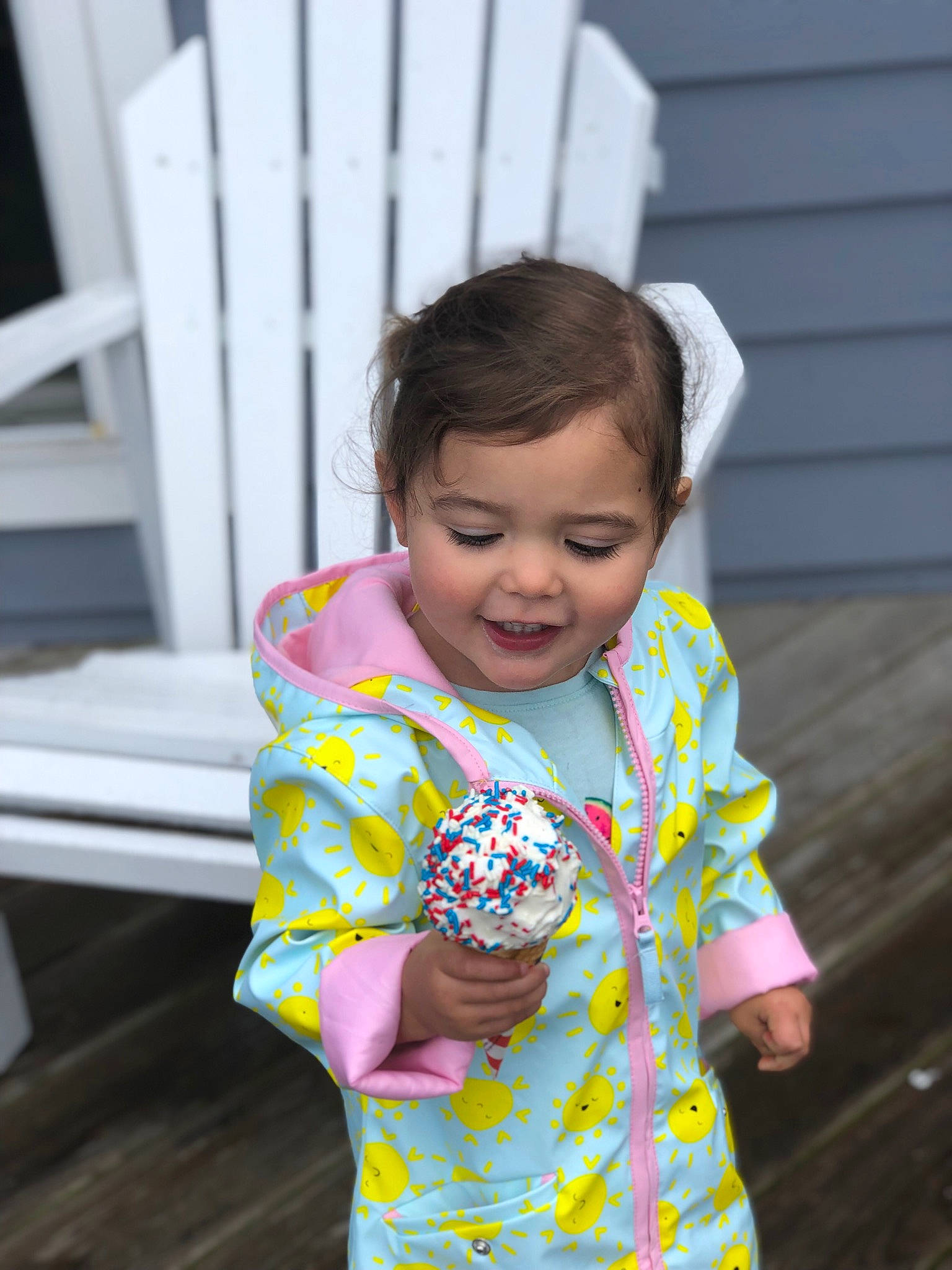 Maggie is registered to the contest to win money with this photo: baby, baby_products, baby_toddler_clothing, child, design, easter, joy, pattern, person, play, product, sleeve, toddler, yellow