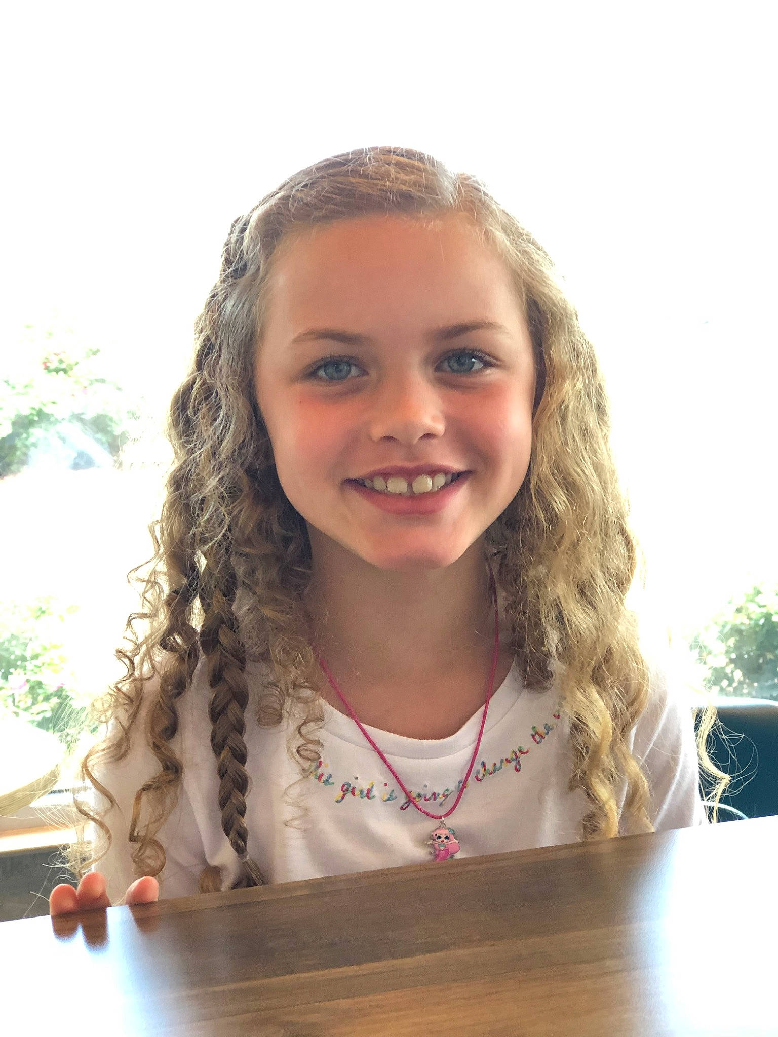 Miya is registered to the contest to win money with this photo: blond, brown_hair, child, child_model, chin, eye, face, facial_expression, forehead, fun, hair, hairstyle, happy, head, joy, long_hair, nose, person, smile, toddler