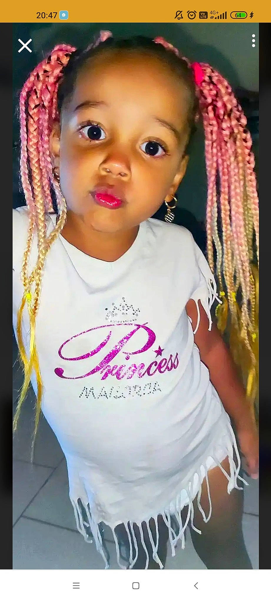 Mila participe au concours pour gagner de l'argent avec cette photo : black, cheek, chin, cool, eyelash, face, hair, hairstyle, happy, head, lip, magenta, neck, nose, organ, person, pink, skin, sleeve, smile