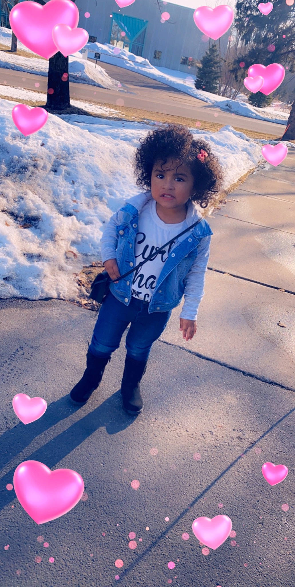 Ailany is registered to the contest to win money with this photo: azure, balloon, beauty, black, child, electric_blue, fun, happy, leisure, morning, people, person, photograph, pink, play, public_space, recreation, red, snapshot, toddler