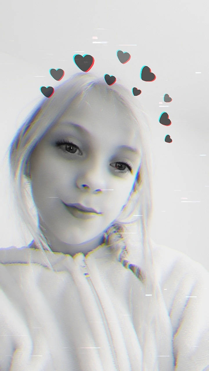 Séréna participe au concours pour gagner de l'argent avec cette photo : blue, cheek, child, ear, eye, face, head, illustration, lip, person, photography, pink, portrait_photography, skin, smile, white