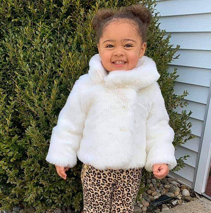 Emaliegh is registered to the contest to win money with this photo: baby, child, clothing, coat, fur, fur_clothing, jacket, joy, outerwear, person, skin, sleeve, smile, textile, toddler, top, winter, wool