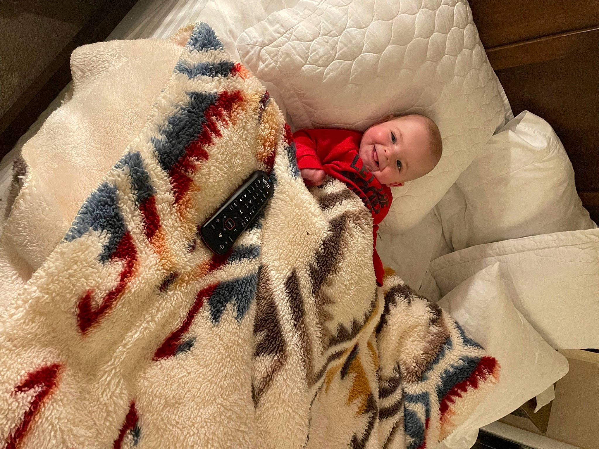 Calum is registered to the contest to win money with this photo: baby, baby_sleeping, baby_toddler_clothing, beauty, bed_sheet, bedding, bedtime, comfort, couch, fur, joy, linens, mammal, pattern, person, product, room, sleeve, textile, toddler