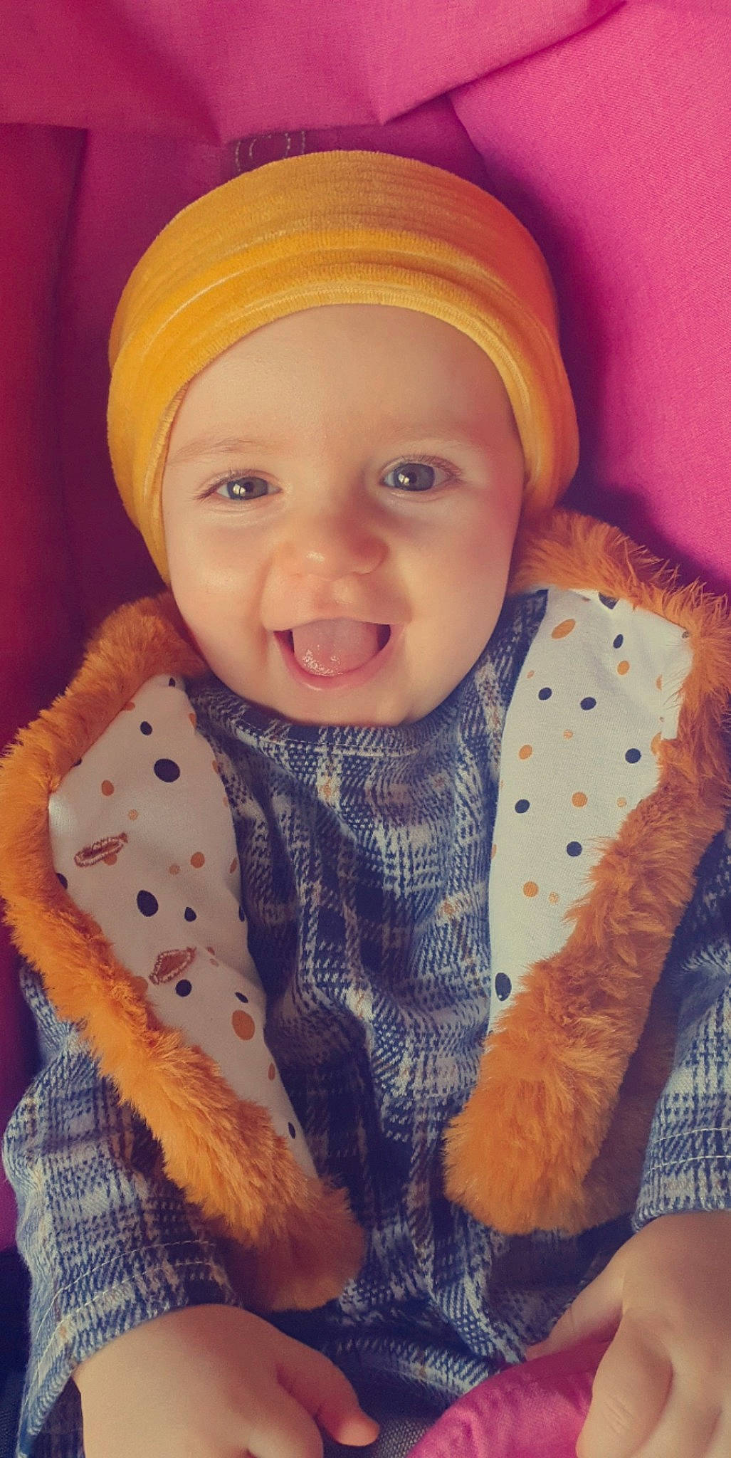 Myla participe au concours pour gagner de l'argent avec cette photo : baby, baby_toddler_clothing, cap, cheek, collar, cool, eye, face, happy, headgear, headwear, iris, lip, neck, nose, organ, outerwear, person, skin, sleeve