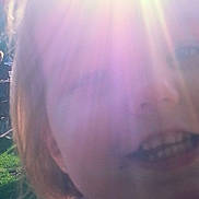 Mia is registered to the contest to win money with this photo: