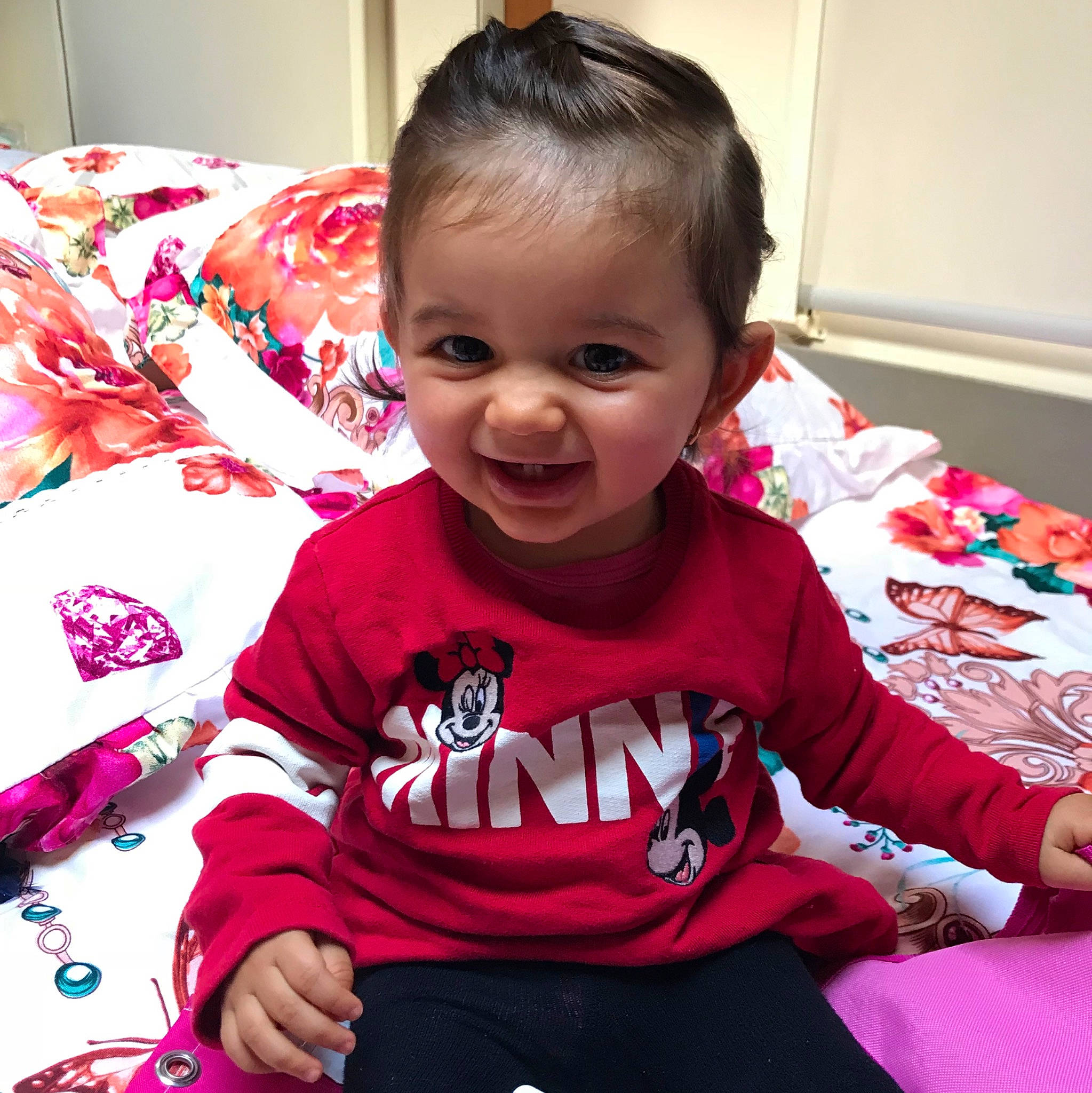 Mya participe au concours pour gagner de l'argent avec cette photo : child, day, fun, girl, infant, joy, person, pink, play, product, skin, smile, textile, toddler