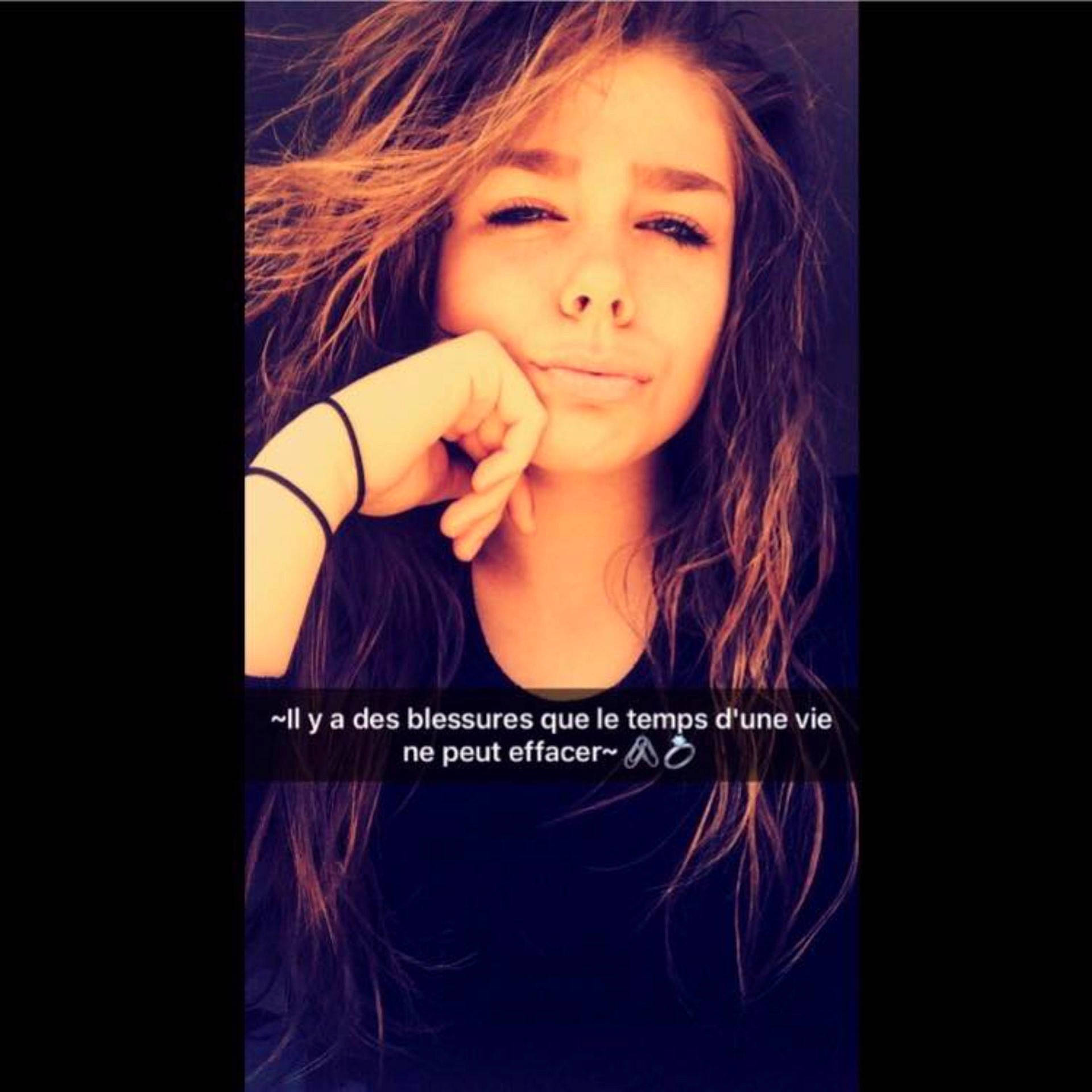 Tifanie a rejoint le concours — aidez-le/la à gagner de superbes lots ! album_cover, beauty, brown_hair, emotion, eye, image, joy, organ, photography