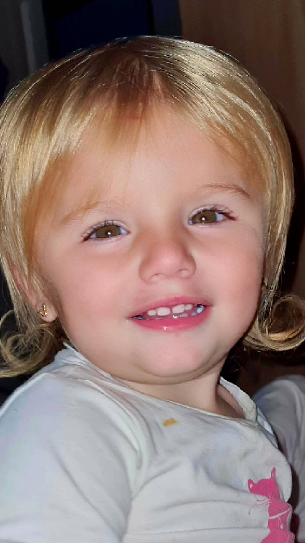 Alya a rejoint le concours — aidez-le/la à gagner de superbes lots ! cheek, chin, ear, eye, eyebrow, eyelash, flash_photography, forehead, hair, happy, head, iris, jaw, joy, lip, mouth, neck, nose, person, skin