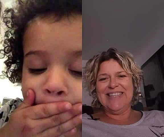 Zaïna participe au concours pour gagner de l'argent avec cette photo : cheek, chin, ear, eye, eyebrow, face, facial_expression, finger, forehead, girl, hand, head, jaw, joy, lip, mouth, neck, nose, person, selfie