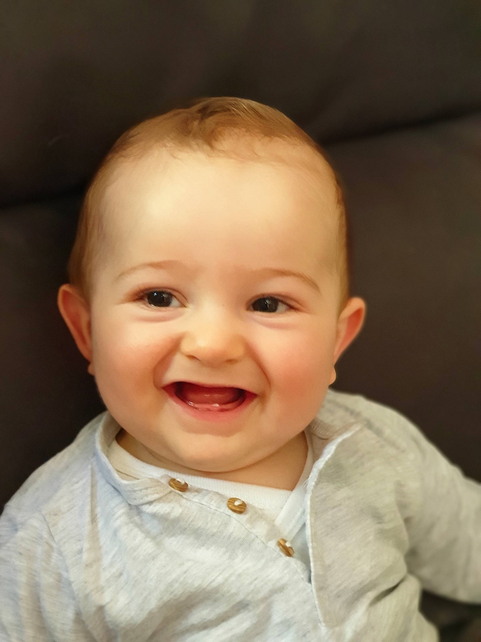 Kélian a rejoint le concours — aidez-le/la à gagner de superbes lots ! baby, baby_making_funny_faces, cheek, child, chin, eye, face, facial_expression, forehead, head, iris, joy, laugh, lip, mouth, nose, person, photography, portrait, skin