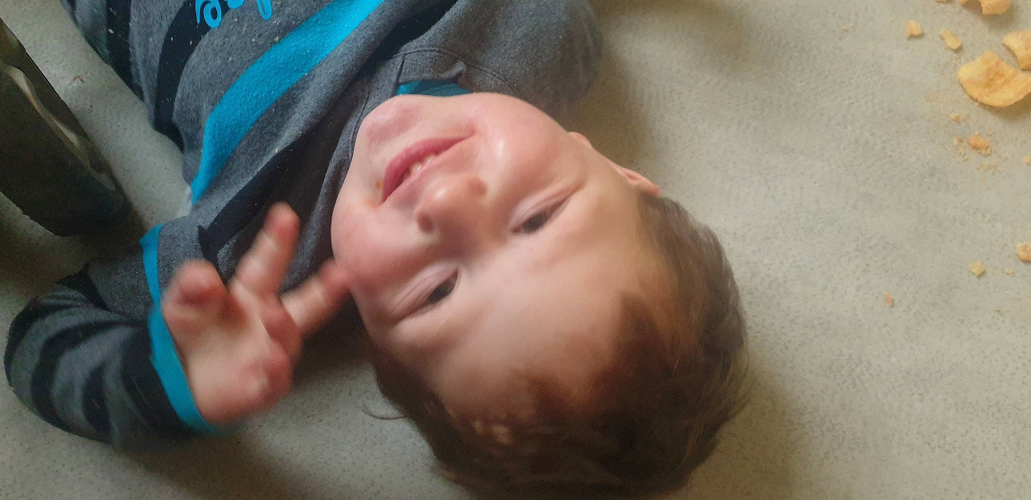 Loutaine a rejoint le concours — aidez-le/la à gagner de superbes lots ! baby, baby_toddler_clothing, cheek, chin, close_up, facial_expression, hood, joy, laugh, lip, person, photography, portrait_photography, skin, snapshot, toddler