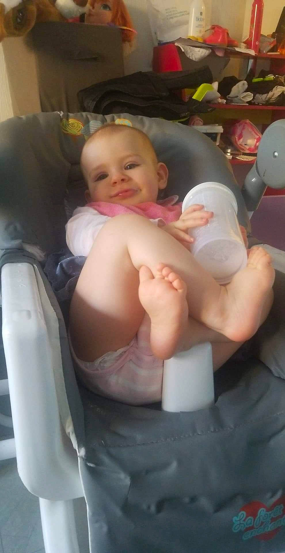 Méliana participe au concours pour gagner de l'argent avec cette photo : baby, baby_products, birth, child, person, product, toddler