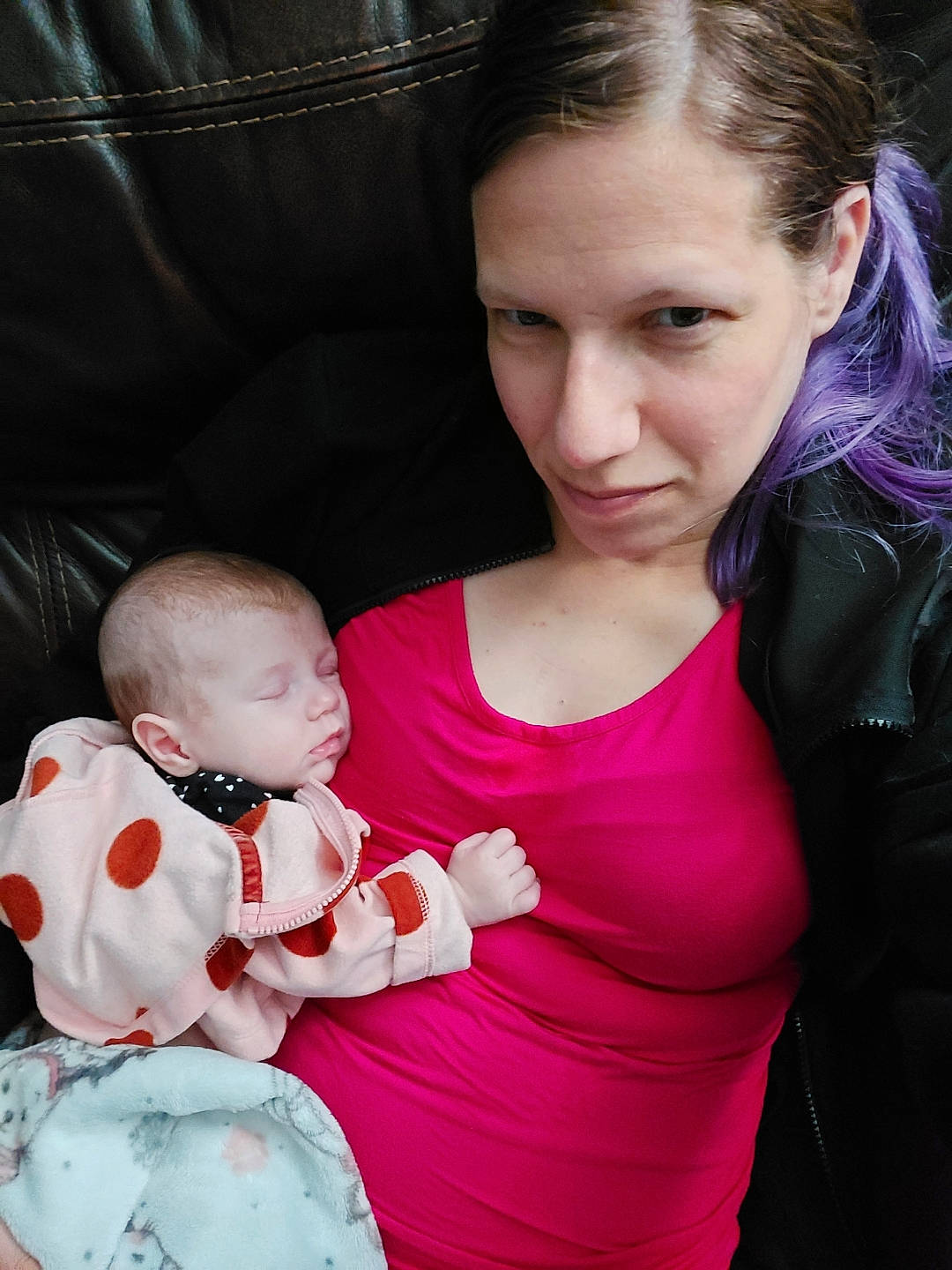 Elladora is registered to the contest to win money with this photo: baby, baby_toddler_clothing, cheek, eye, facial_expression, flash_photography, fun, hair, hairstyle, happy, head, human, interaction, iris, joy, lip, mouth, organ, people, person