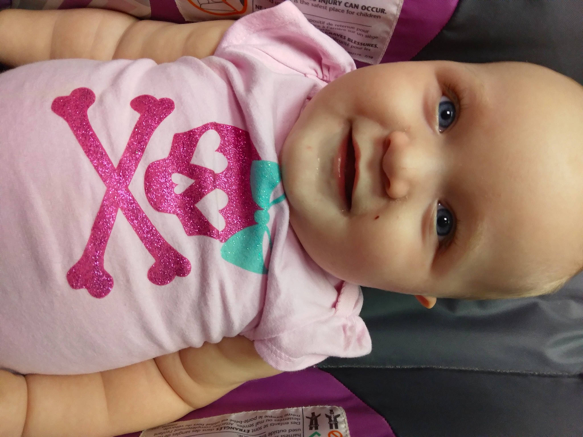 Emmula is registered to the contest to win money with this photo: baby, baby_toddler_clothing, cheek, child, comfort, eyelash, forehead, happy, headgear, human_body, iris, joy, lip, neck, nose, person, pink, skin, sleeve, smile