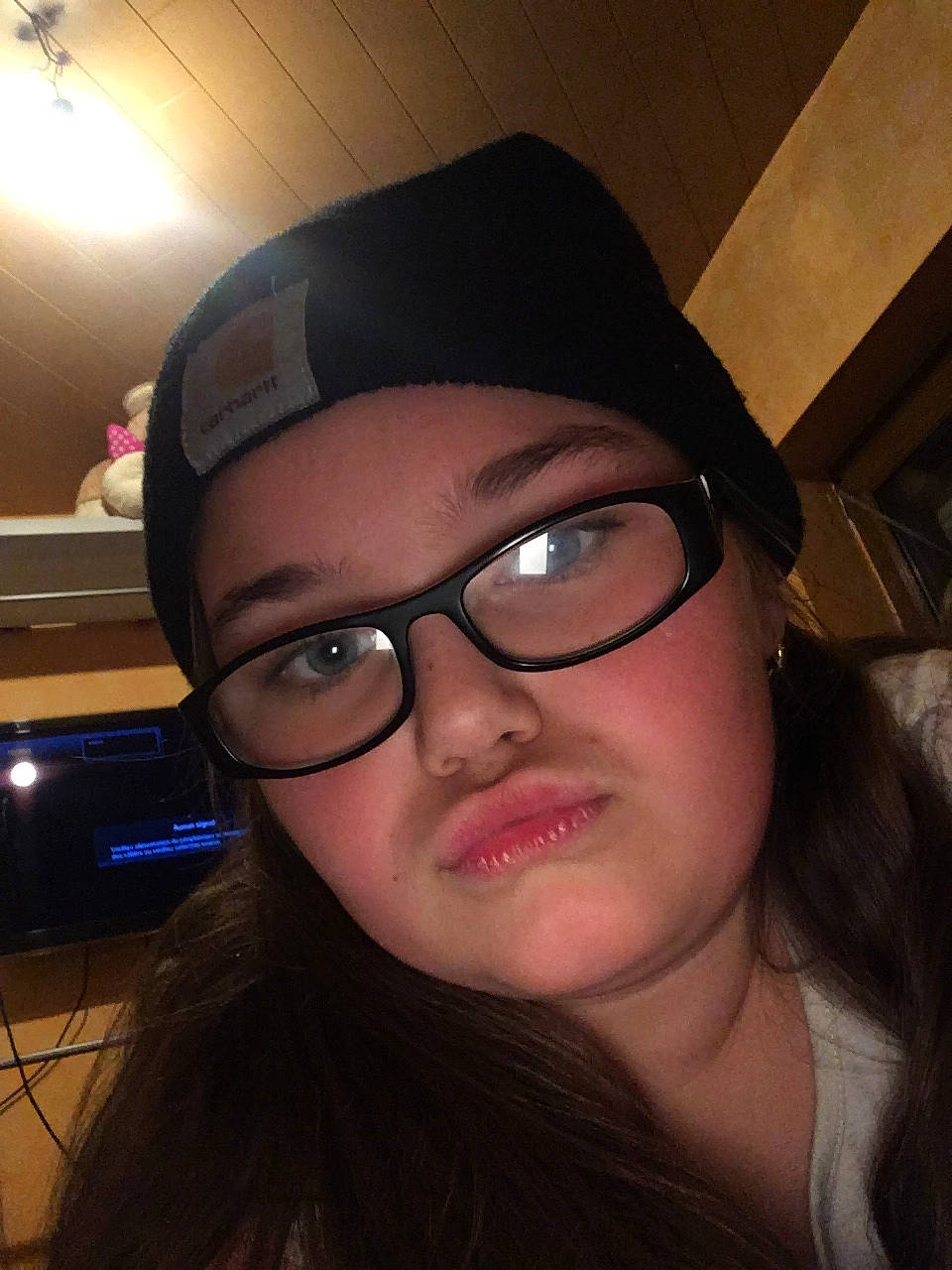 Cheyenne a rejoint le concours — aidez-le/la à gagner de superbes lots ! black_hair, brown_hair, chin, cool, eye_glass_accessory, eyebrow, eyewear, face, forehead, fun, glasses, hair, head, jaw, lip, nose, person, photography, selfie, smile