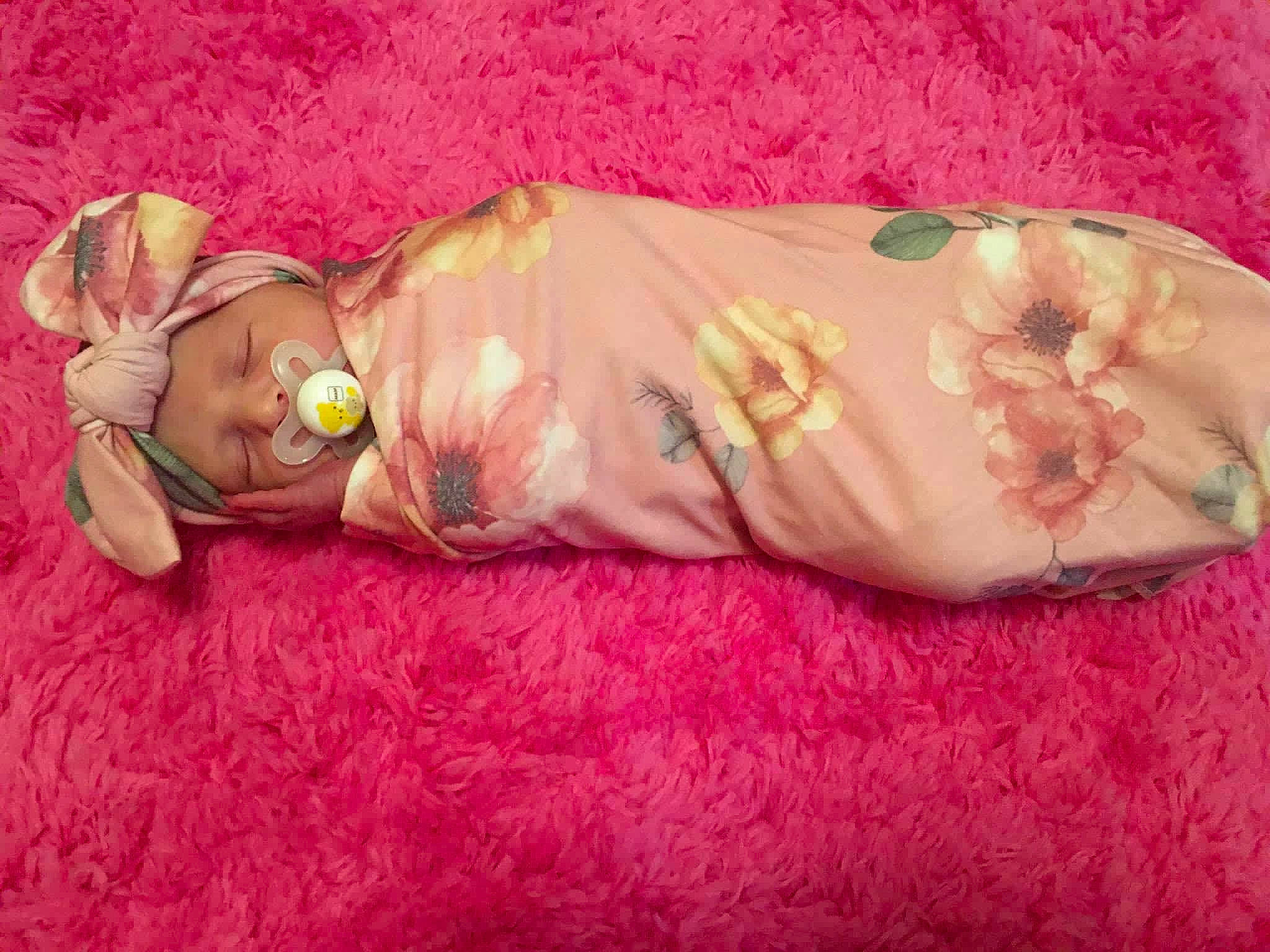 Everly is registered to the contest to win money with this photo: abdomen, arm, chest, doll, fawn, finger, headwear, human_body, human_leg, jewellery, joint, leg, nail, peach, person, pink, skin, thigh, toy, trunk