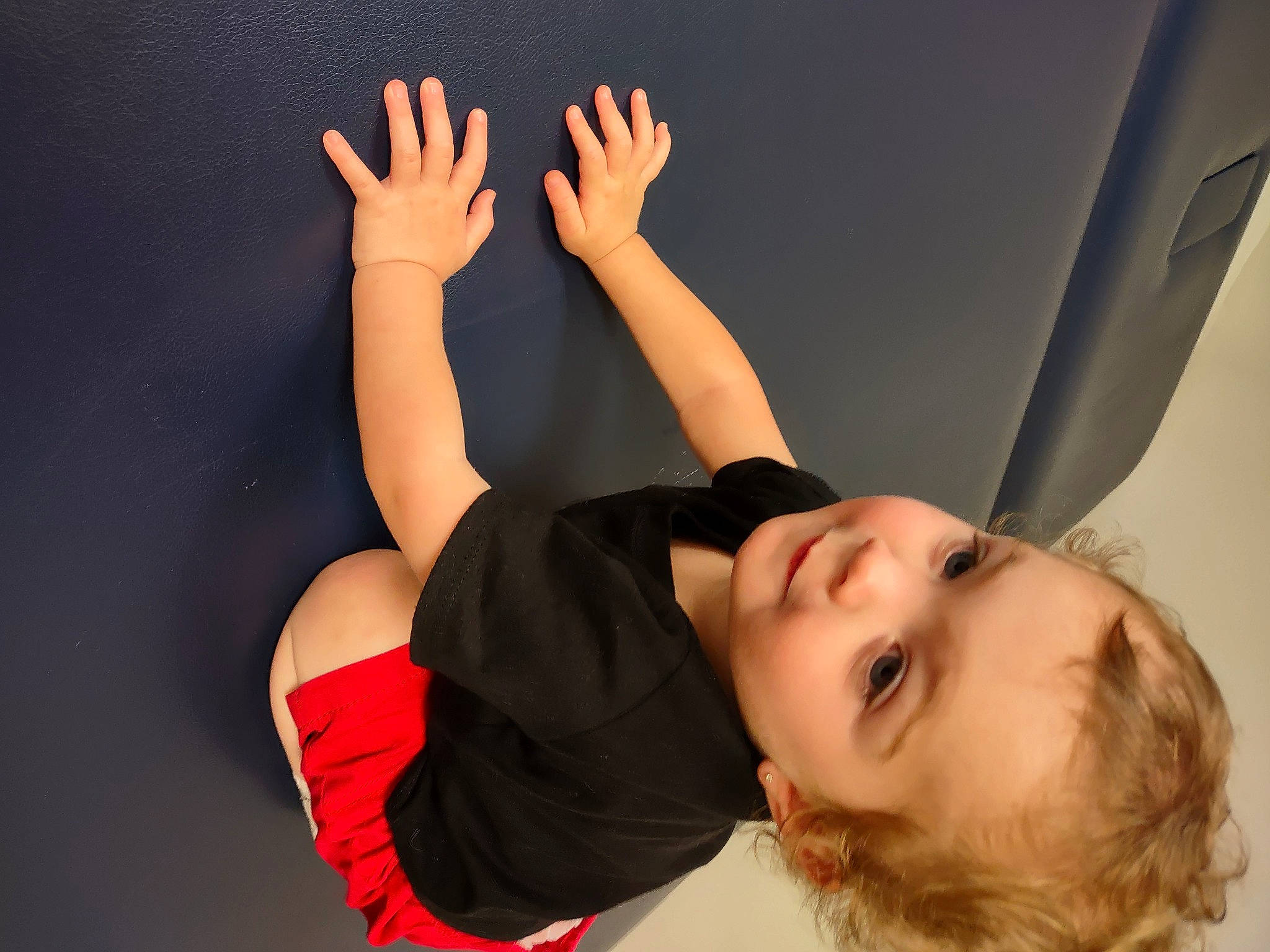 Luis is registered to the contest to win money with this photo: child, elbow, eyelash, finger, flash_photography, fun, gesture, hair, hand, happy, human, joint, leg, neck, nose, person, skin, smile, thigh, toddler