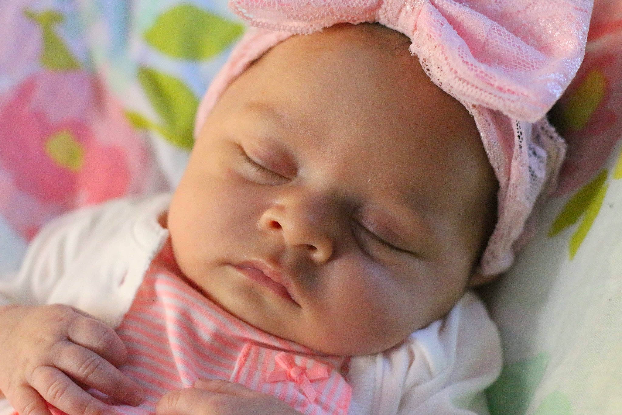 Avalee is registered to the contest to win money with this photo: baby, baby_sleeping, bedtime, birth, cheek, child, childbirth, close_up, face, hand, lip, mouth, nap, nose, person, pink, skin, sleep, toddler