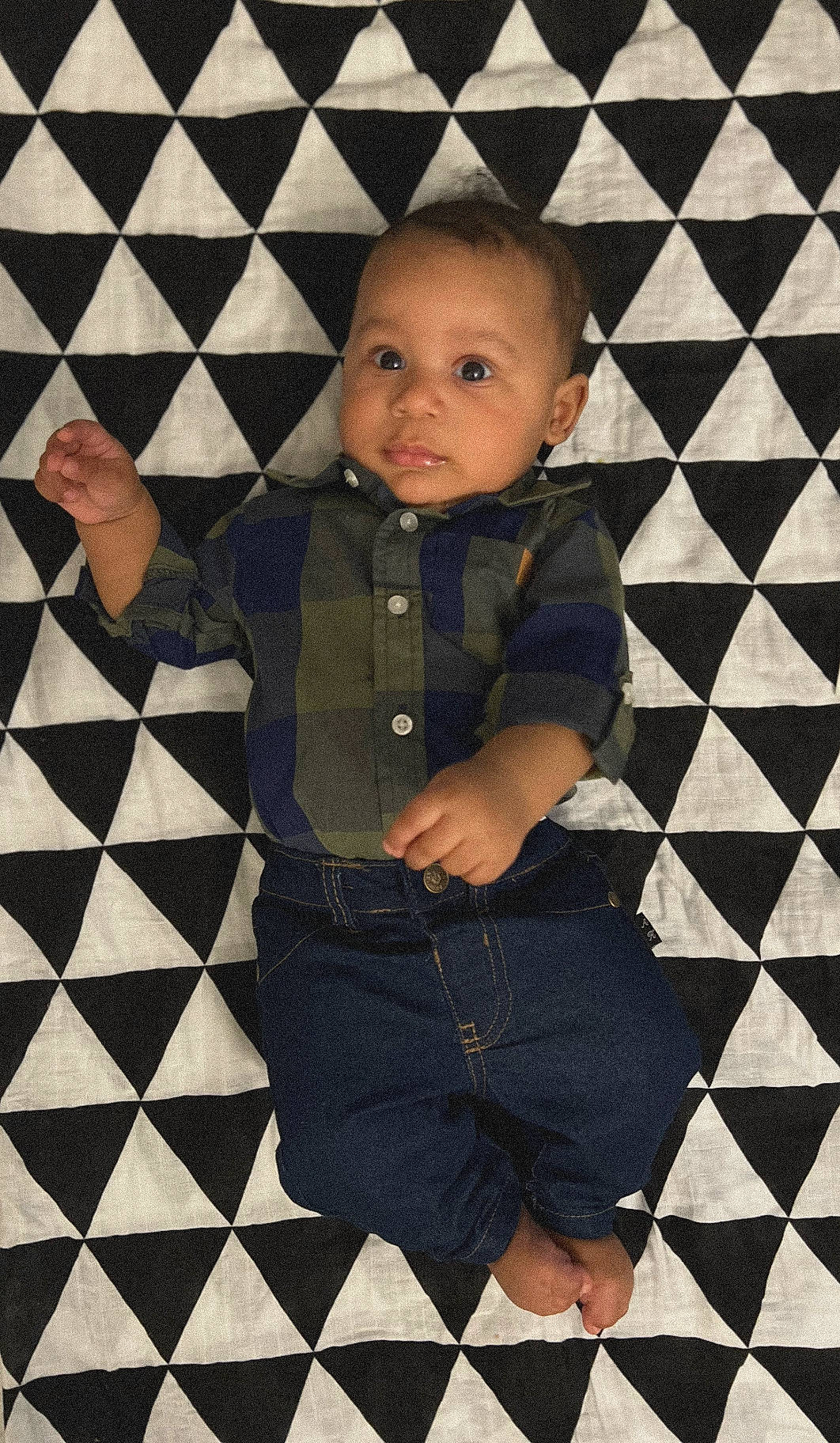Amari is registered to the contest to win money with this photo: baby, baby_toddler_clothing, beauty, black_and_white, child, cool, floor, flooring, fun, human, indoor_games_and_sports, pattern, person, sleeve, snapshot, standing, symmetry, textile, tints_and_shades, toddler