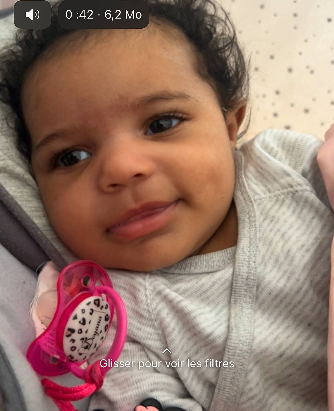 Deyana participe au concours pour gagner de l'argent avec cette photo : cheek, chin, ear, eyebrow, eyelash, forehead, gesture, hair, happy, iris, joy, lip, mammal, mouth, nose, organ, person, product, skin, sleeve