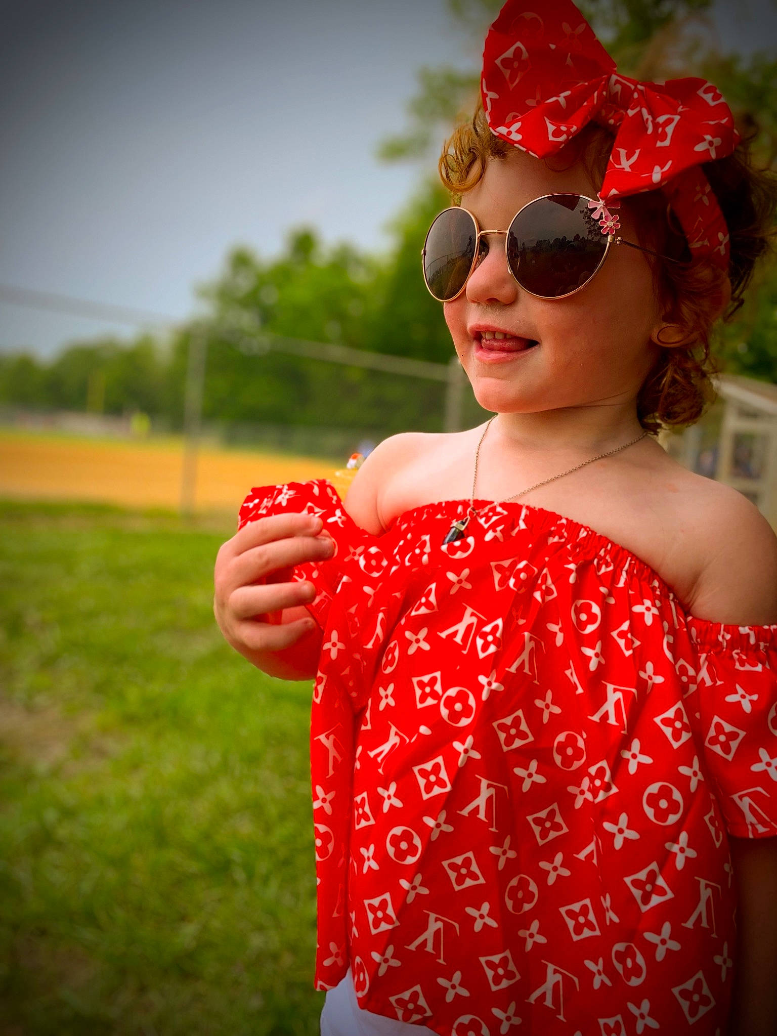 Eleanora is registered to the contest to win money with this photo: baby_toddler_clothing, berry, bracelet, costume_accessory, costume_hat, day_dress, dessert, field, fruit, glove, goggles, joy, one_piece_garment, pattern, person, polka_dot, produce, red, strawberries, strawberry