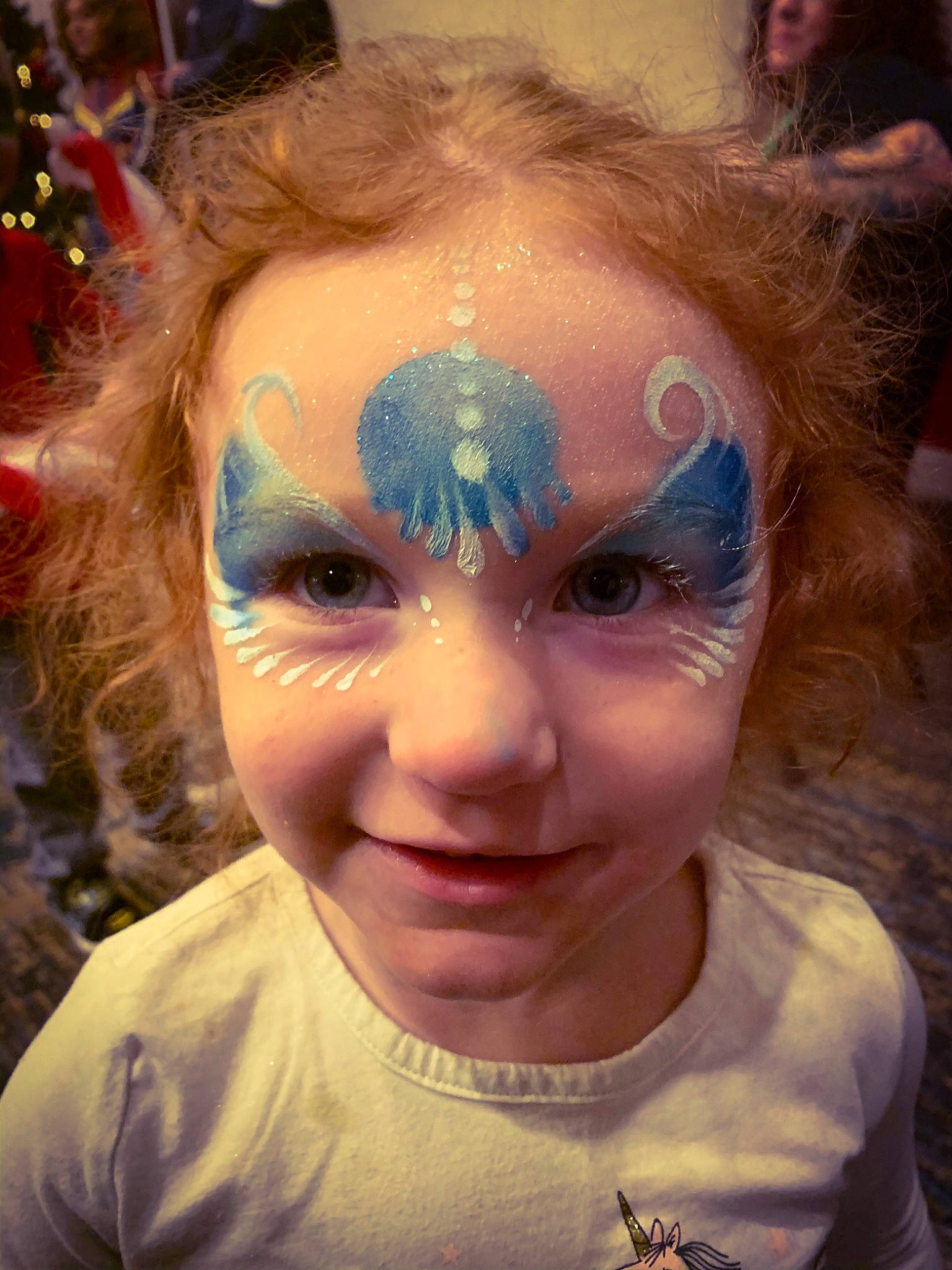 Eleanora is registered to the contest to win money with this photo: arthropod, cheek, christmas_decoration, eyebrow, eyelash, forehead, happy, insect, invertebrate, iris, joy, lip, membrane_winged_insect, person, pest, pollinator, selfie, skin, under_exposed