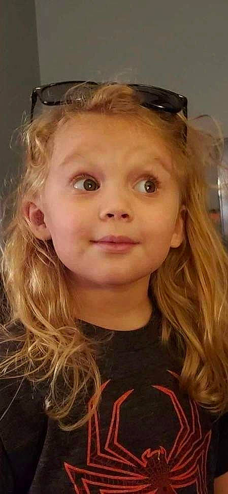 Elliana is registered to the contest to win money with this photo: cheek, child, cool, eye, eyebrow, eyelash, eyewear, face, flash_photography, forehead, hair, hairstyle, head, headgear, iris, lip, nose, person, skin, smile