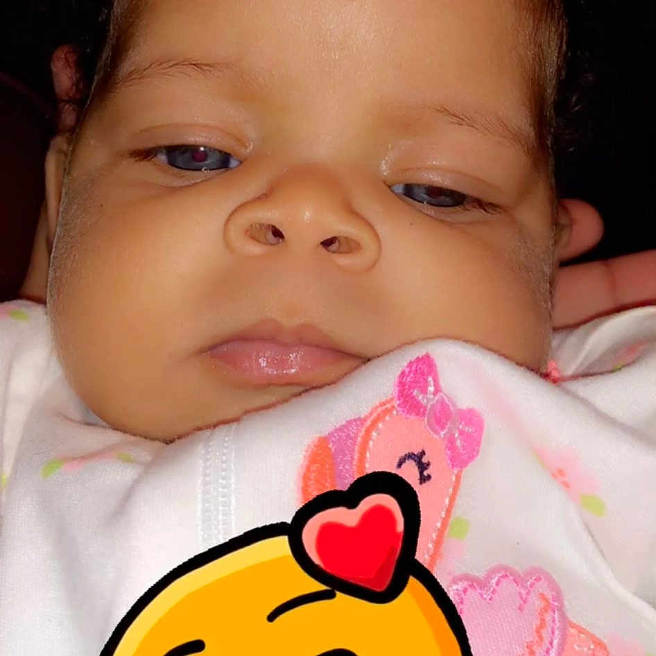 Amariana is registered to the contest to win money with this photo: cheek, child, eye, face, finger, hand, happiness, head, infant, lip, mouth, nose, person, product, skin, smile, sweetness, toddler, yellow