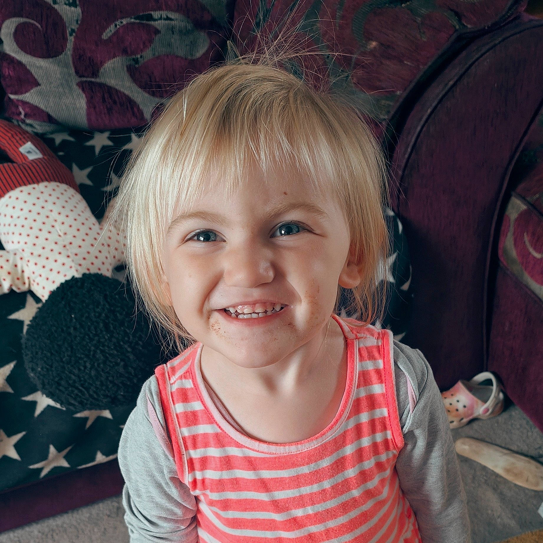 Zelda is registered to the contest to win money with this photo: bangs, cheek, child, cloud, cool, ear, eyelash, finger, hairstyle, happy, head, iris, joy, lip, mouth, nose, organ, person, skin, smile