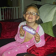 Kc-Lee is registered to the contest to win money with this photo: