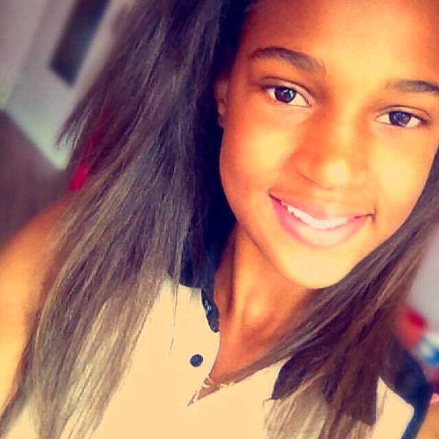 Léticia participe au concours pour gagner de l'argent avec cette photo :