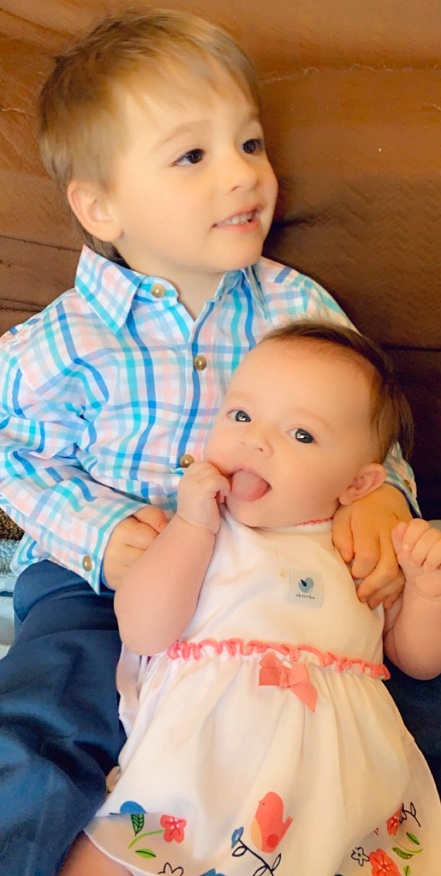 Elora is registered to the contest to win money with this photo: baby, cheek, child, eye, face, finger, gesture, iris, nose, person, product, sibling, skin, smile, toddler