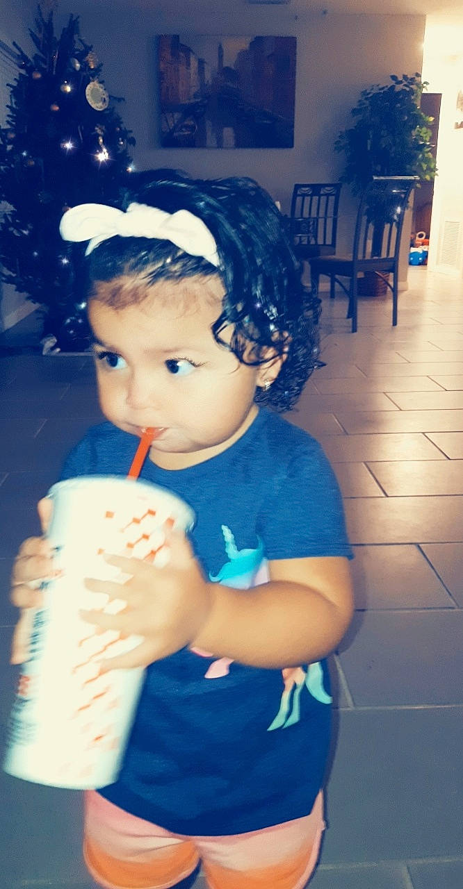 Kataleya is registered to the contest to win money with this photo: child, hairstyle, headwear, person, snapshot, toddler