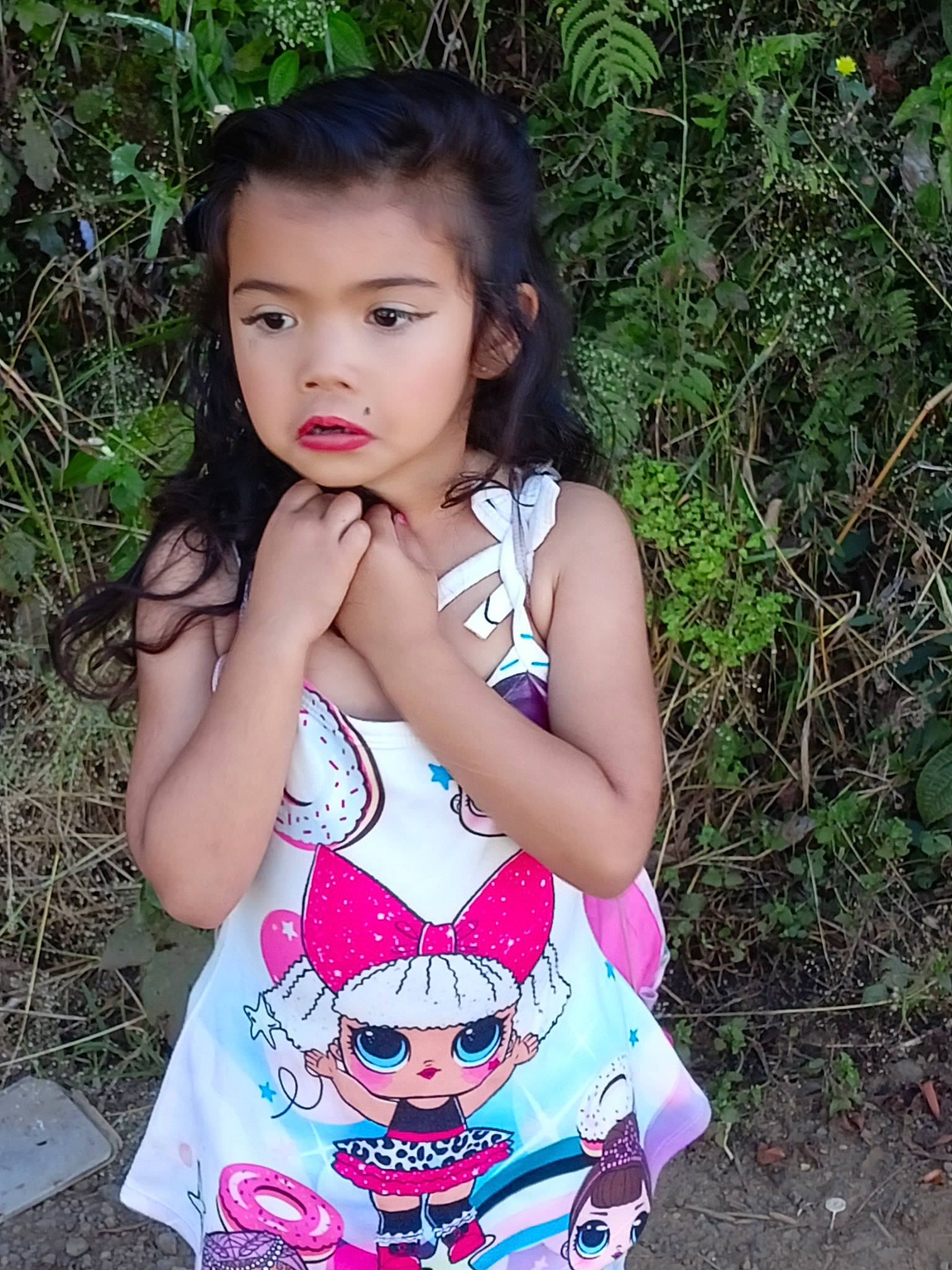 Isahora participe au concours pour gagner de l'argent avec cette photo : baby_toddler_clothing, beauty, brown_hair, child, day_dress, eyelash, facial_expression, flash_photography, grass, happy, lip, magenta, pattern, people_in_nature, person, pink, plant, skin, sleeve, sleeveless_shirt