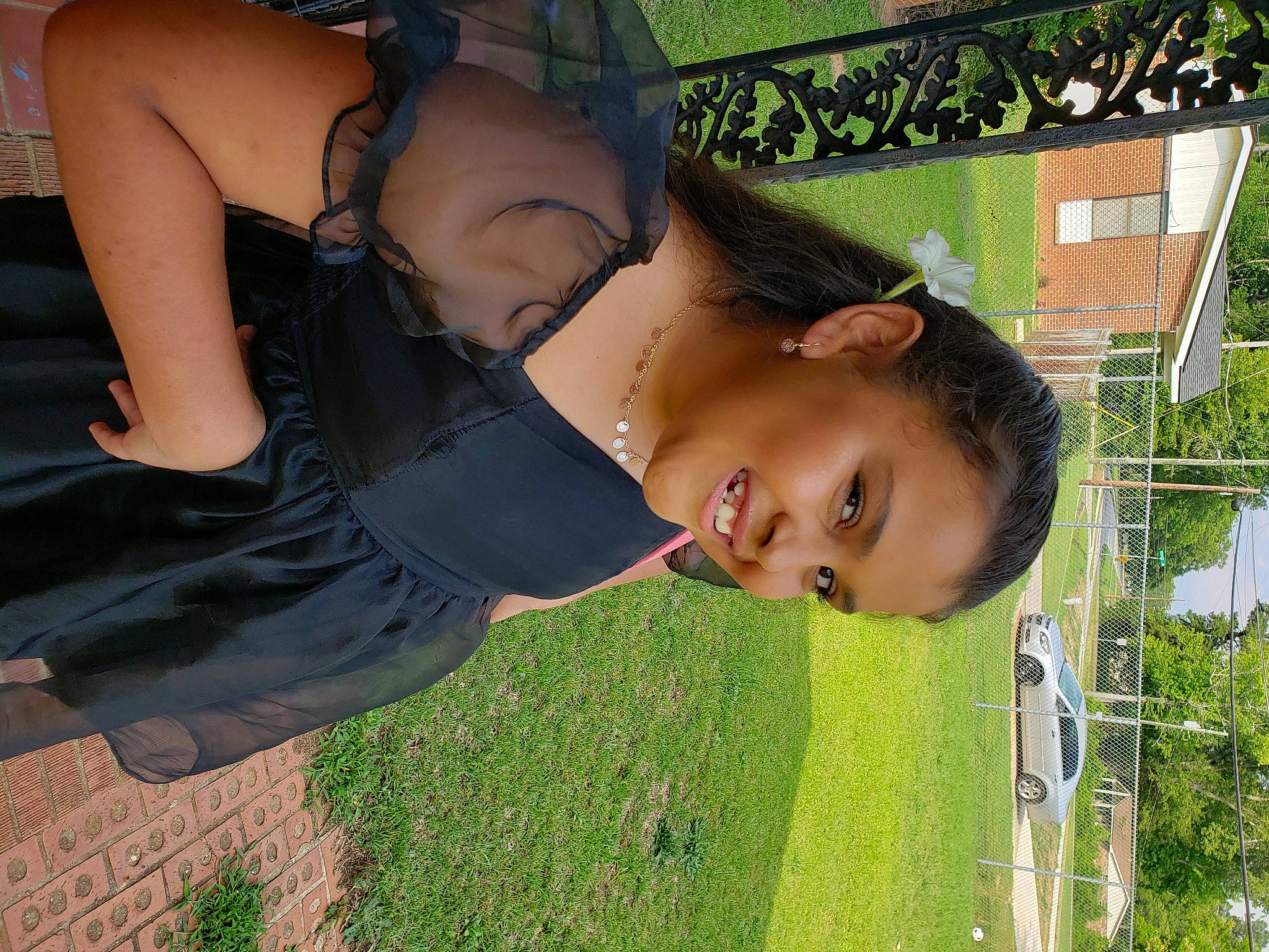 Dayzi is registered to the contest to win money with this photo: abdomen, black_hair, chest, child, eyewear, fashion_accessory, fun, grass, happy, jewellery, joy, leisure, lip, mouth, people_in_nature, person, plant, recreation, sitting, sunglasses