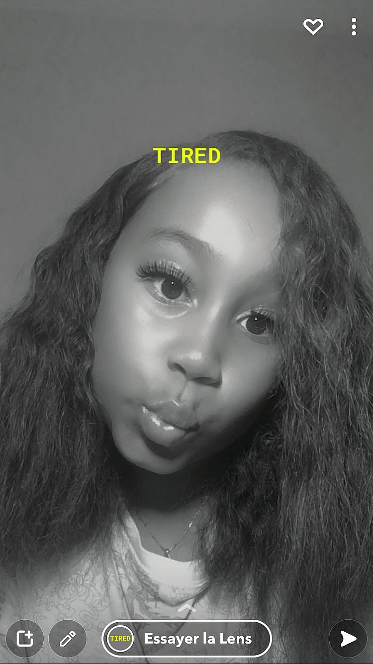 Anna a rejoint le concours — aidez-le/la à gagner de superbes lots ! art, black_hair, cheek, eyebrow, eyelash, flash_photography, forehead, iris, jaw, jewellery, lip, long_hair, monochrome, monochrome_photography, mouth, neck, nose, person, selfie, step_cutting