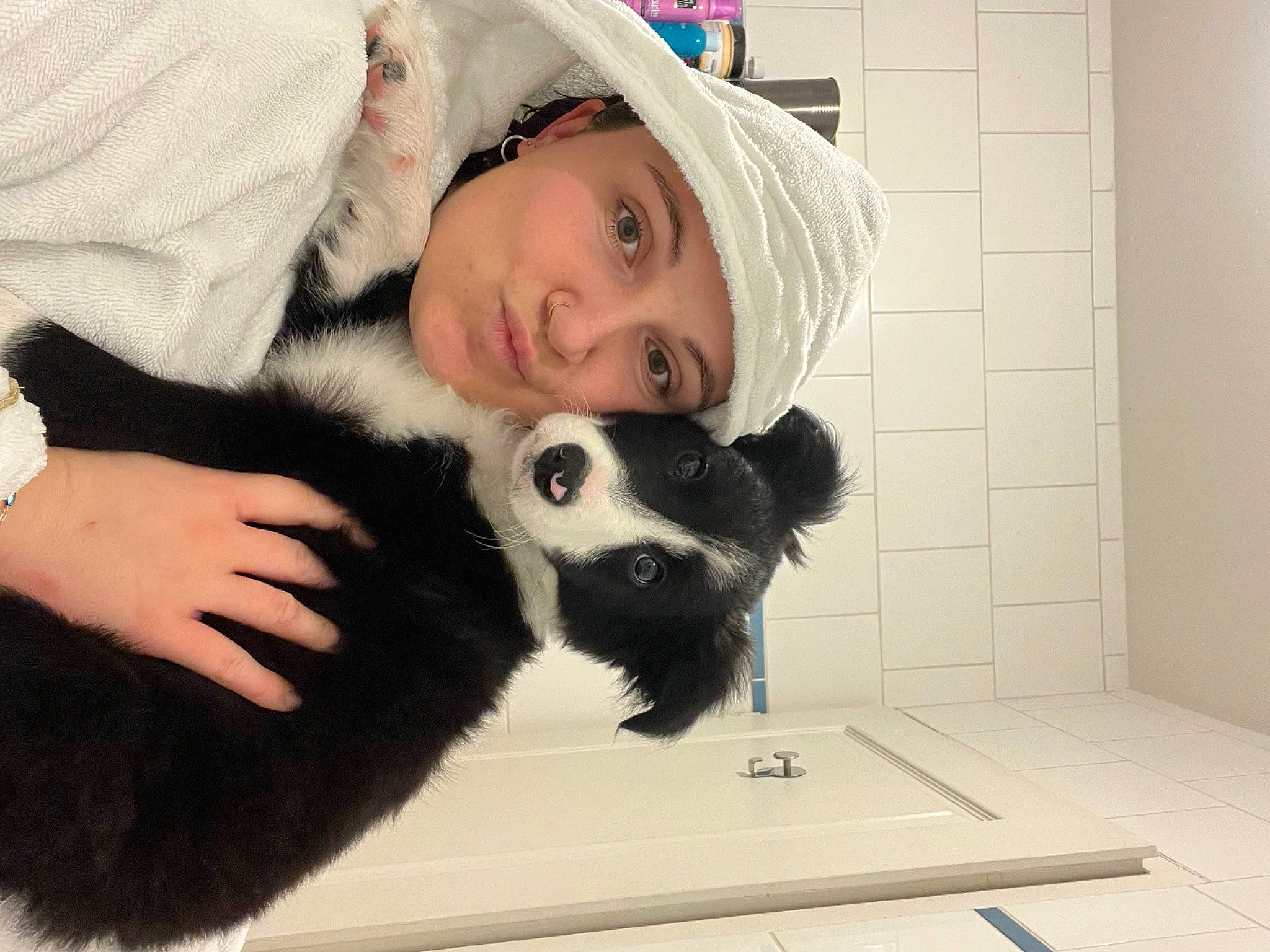 Tyiah participe au concours pour gagner de l'argent avec cette photo : black_hair, carnivore, companion_dog, costume, dog_breed, eyewear, felidae, formal_wear, fur, fur_clothing, glove, head, headgear, long_hair, room, selfie, sitting, stuffed_toy, toy, whiskers