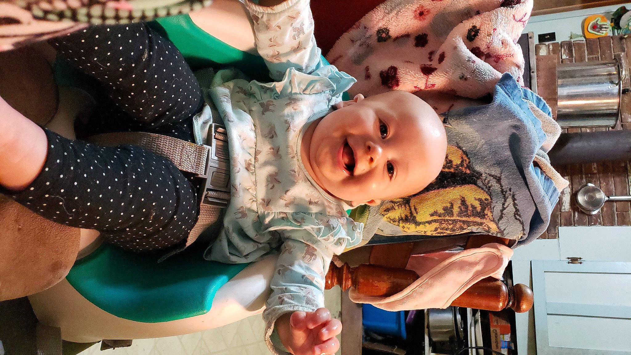 Emerald is registered to the contest to win money with this photo: baby, child, person, smile, toddler