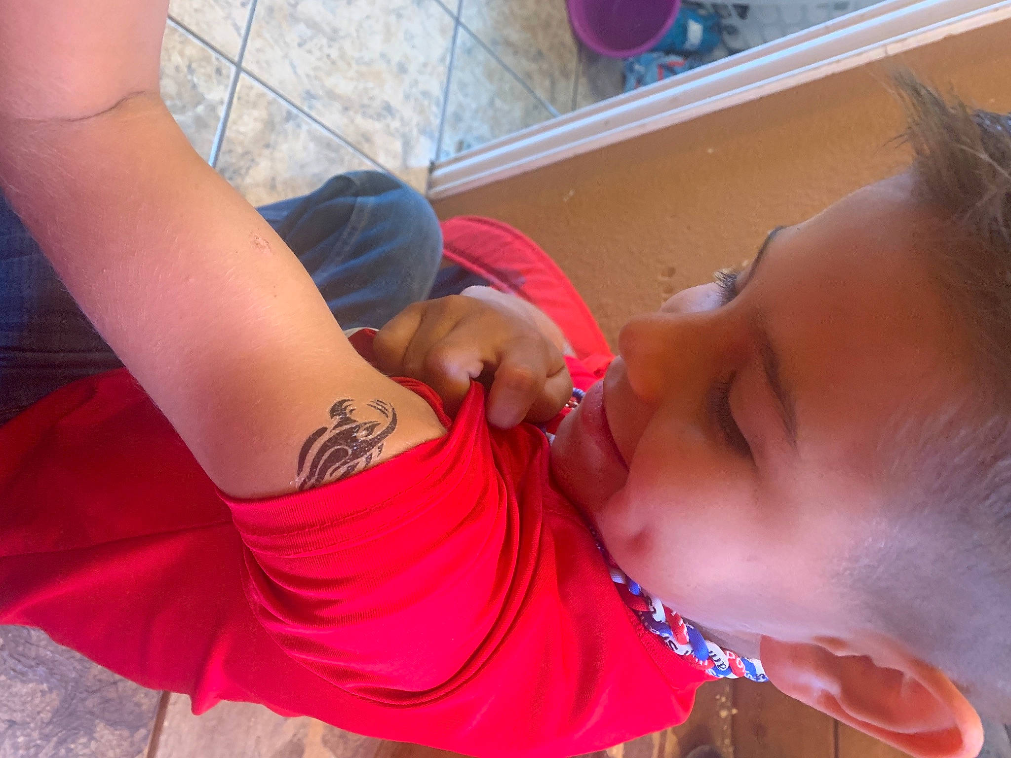 Davien is registered to the contest to win money with this photo: chest, cool, dress, elbow, eyelash, finger, hand, happy, joint, mouth, muscle, neck, orange, person, plant, shoulder, skin, sleeve, textile, thigh