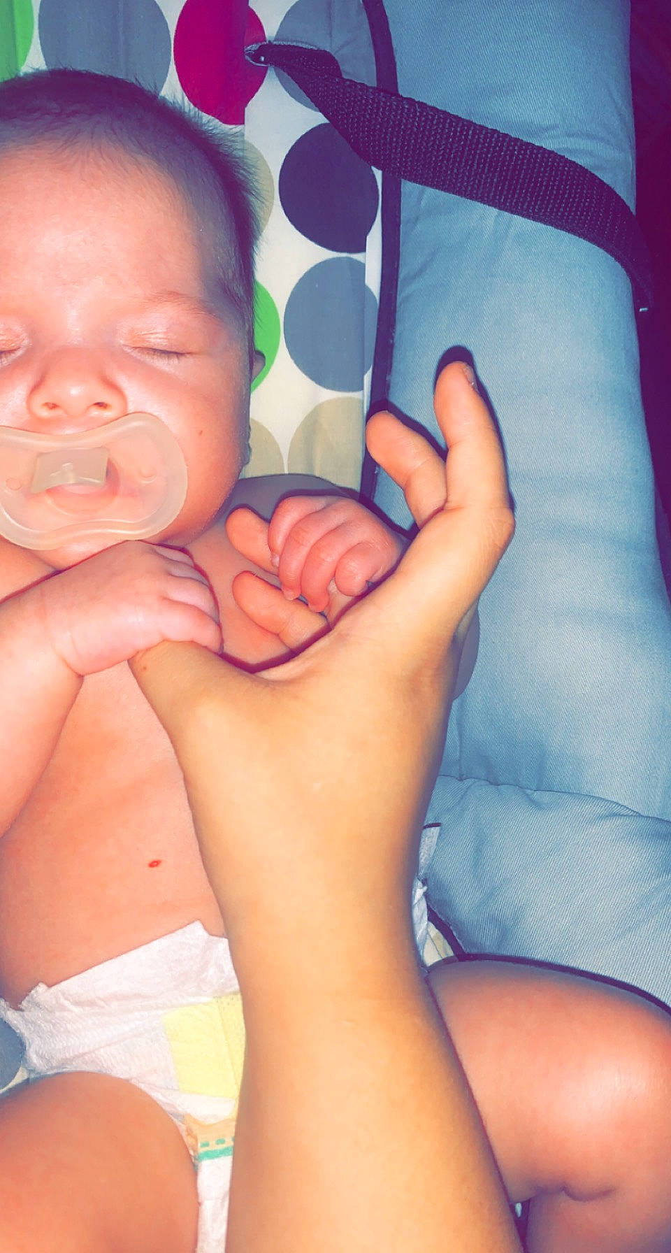 Zlatan a rejoint le concours — aidez-le/la à gagner de superbes lots ! arm, azure, cheek, comfort, eye, finger, gesture, hand, head, human_body, joint, leg, mouth, muscle, neck, nose, person, shoulder, skin, stomach