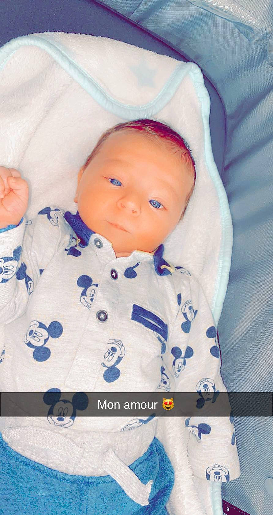 Allan participe au concours pour gagner de l'argent avec cette photo : baby, baby_products, cheek, child, forehead, person, product, toddler