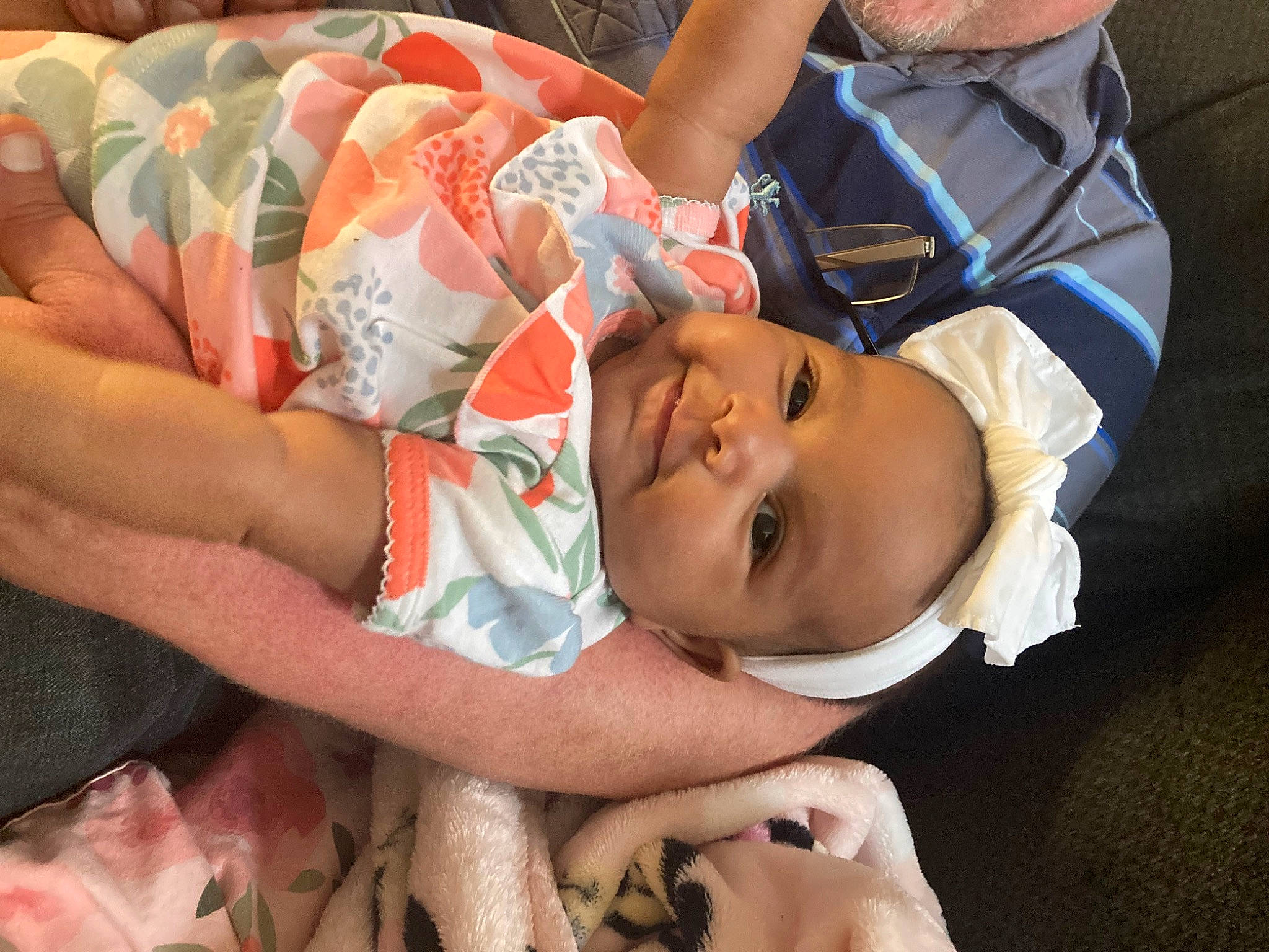 Karissma is registered to the contest to win money with this photo: abdomen, arm, baby, baby_toddler_clothing, chest, child, dress, event, finger, fun, hand, happy, hat, leg, mouth, person, skin, smile, toddler, tree