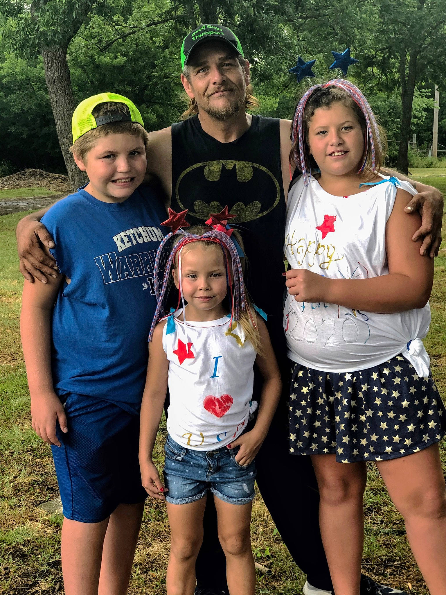 Alianna is registered to the contest to win money with this photo: child, event, family, fun, happy, headwear, joy, leisure, people, person, plant, recreation, shorts, sibling, smile, style, summer, t_shirt, tree, vacation