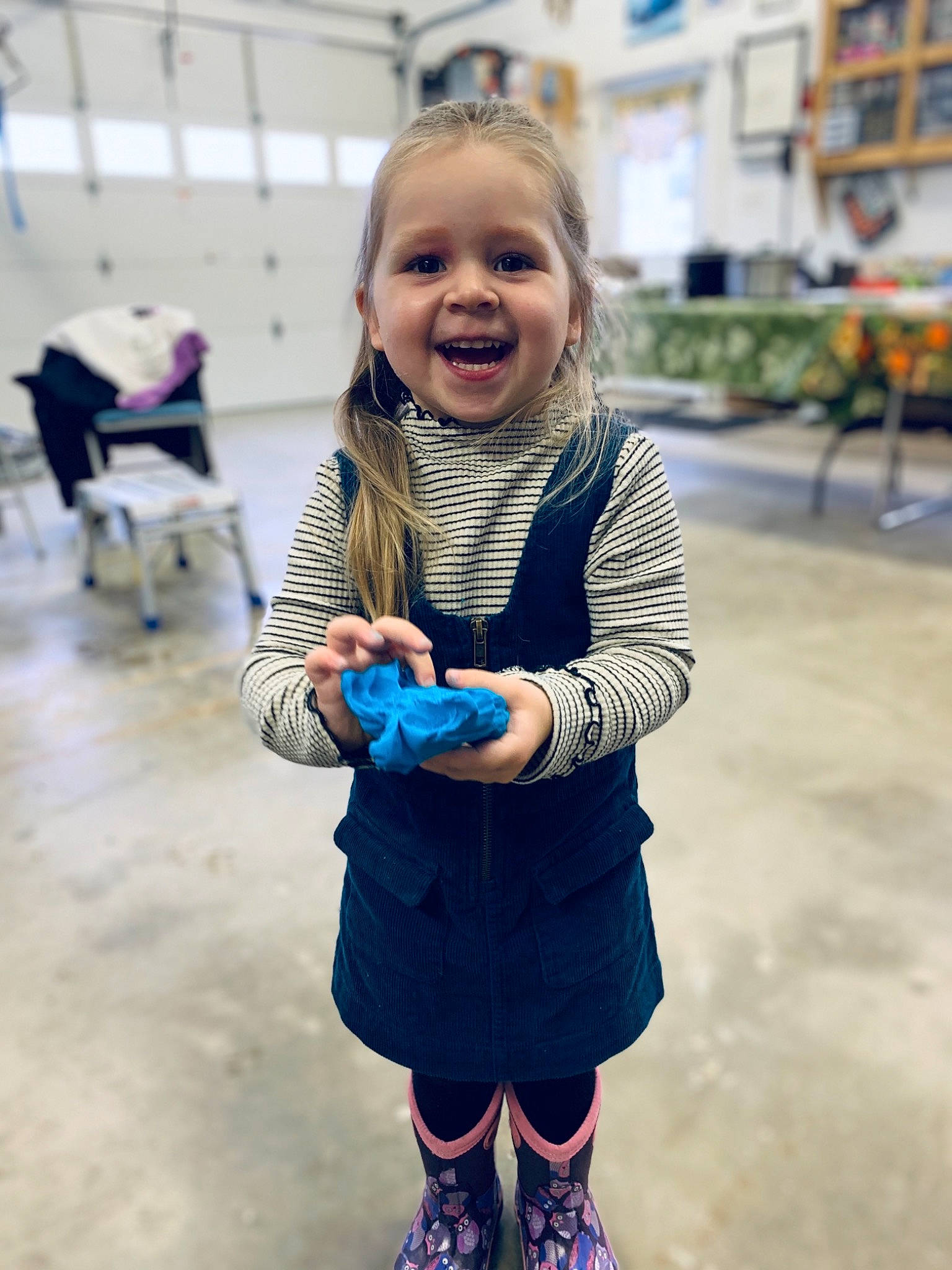 Myah is registered to the contest to win money with this photo: blue, child, face, footwear, happy, head, joy, people, person, photography, play, recreation, roller_skates, roller_skating, roller_sport, smile, toddler, vacation, yellow