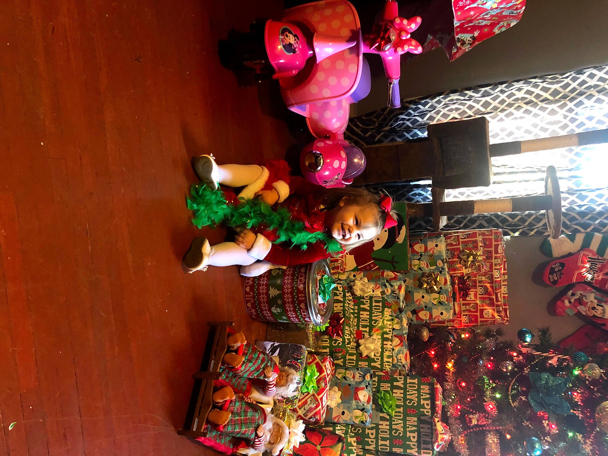 Kalliopë is registered to the contest to win money with this photo: carmine, chinese_new_year, christmas_decoration, city, collection, decoration, event, holiday, interior_design, joy, lantern, magenta, ornament, party_supply, person, plant, retail, room, toy, tradition