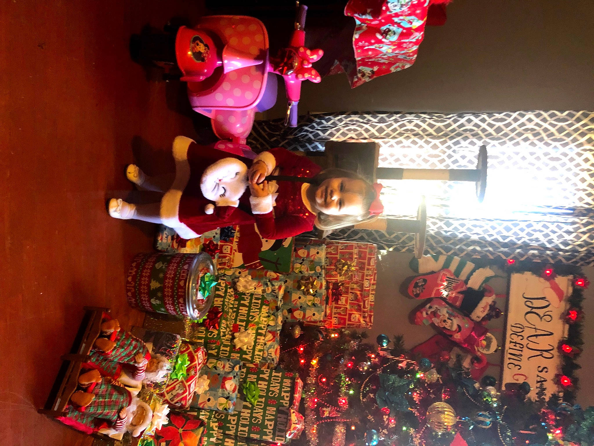 Kalliopë is registered to the contest to win money with this photo: art, building, carmine, christmas_decoration, city, event, fun, holiday, interior_design, joy, light, lighting, market, night, ornament, person, plant, retail, room, toy